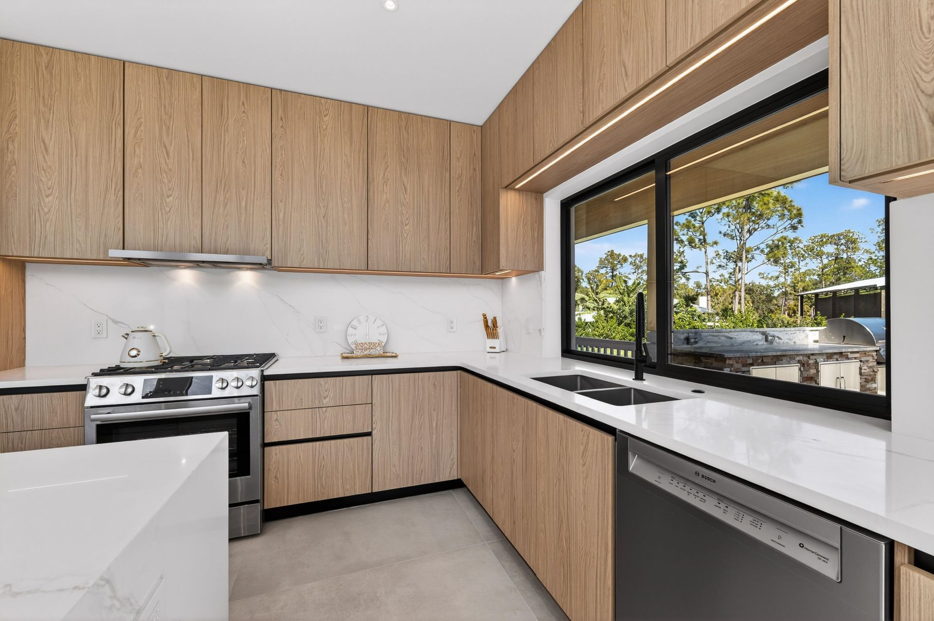 13613 157th Court N, Jupiter, FL 33478 Photo