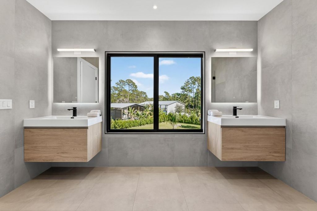 13613 157th Court N, Jupiter, FL 33478 Photo