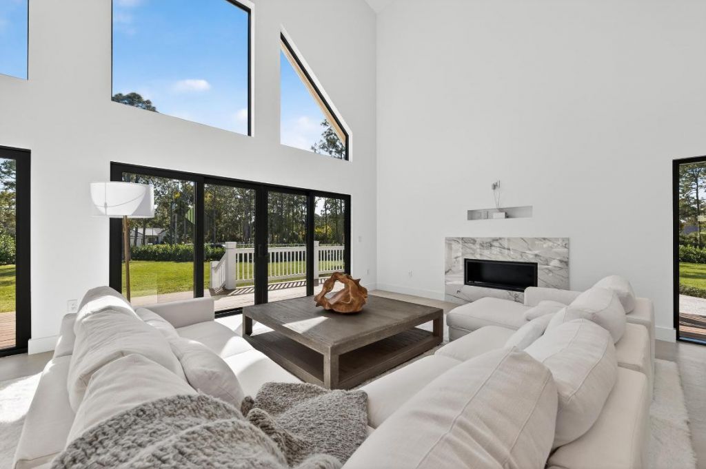 13613 157th Court N, Jupiter, FL 33478 Photo