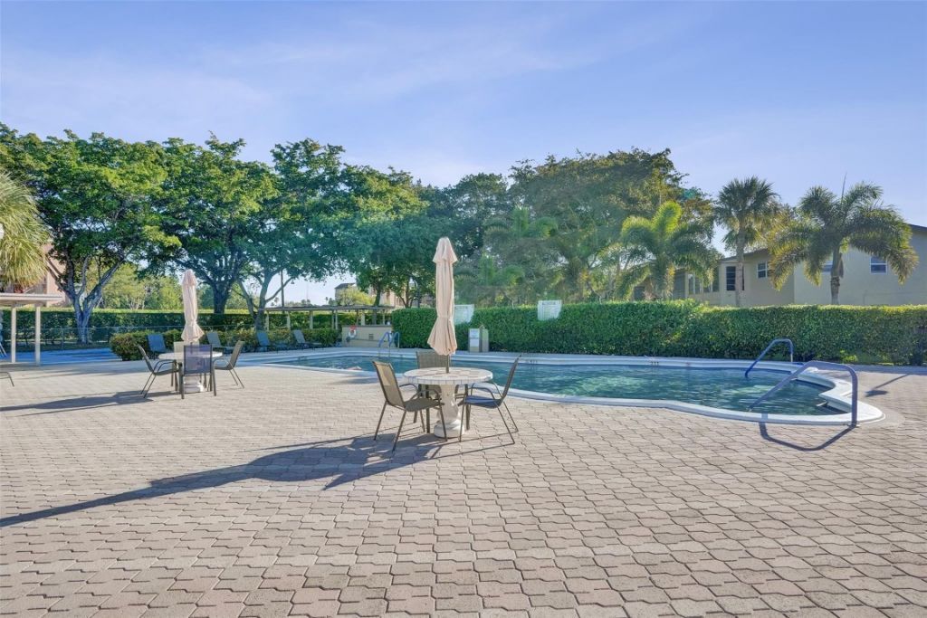 251 NW 76th Avenue, Unit 106, Margate, FL 33063 Photo