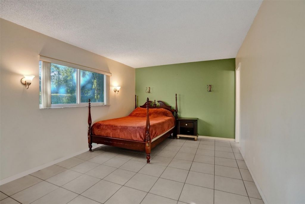 251 NW 76th Avenue, Unit 106, Margate, FL 33063 Photo