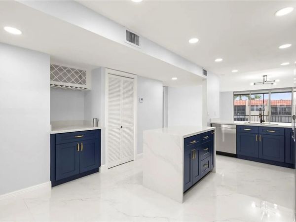 777 S Federal Highway, Unit E303, Pompano Beach, FL 33062