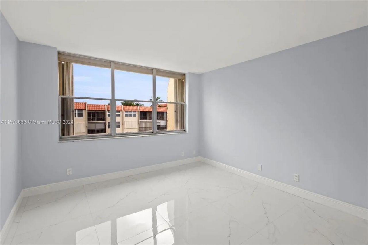 777 S Federal Highway, Unit E303, Pompano Beach, FL 33062 Photo