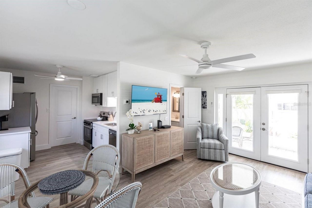 6020 Midnight Pass Road, Unit 5, Sarasota, FL 34242 Photo