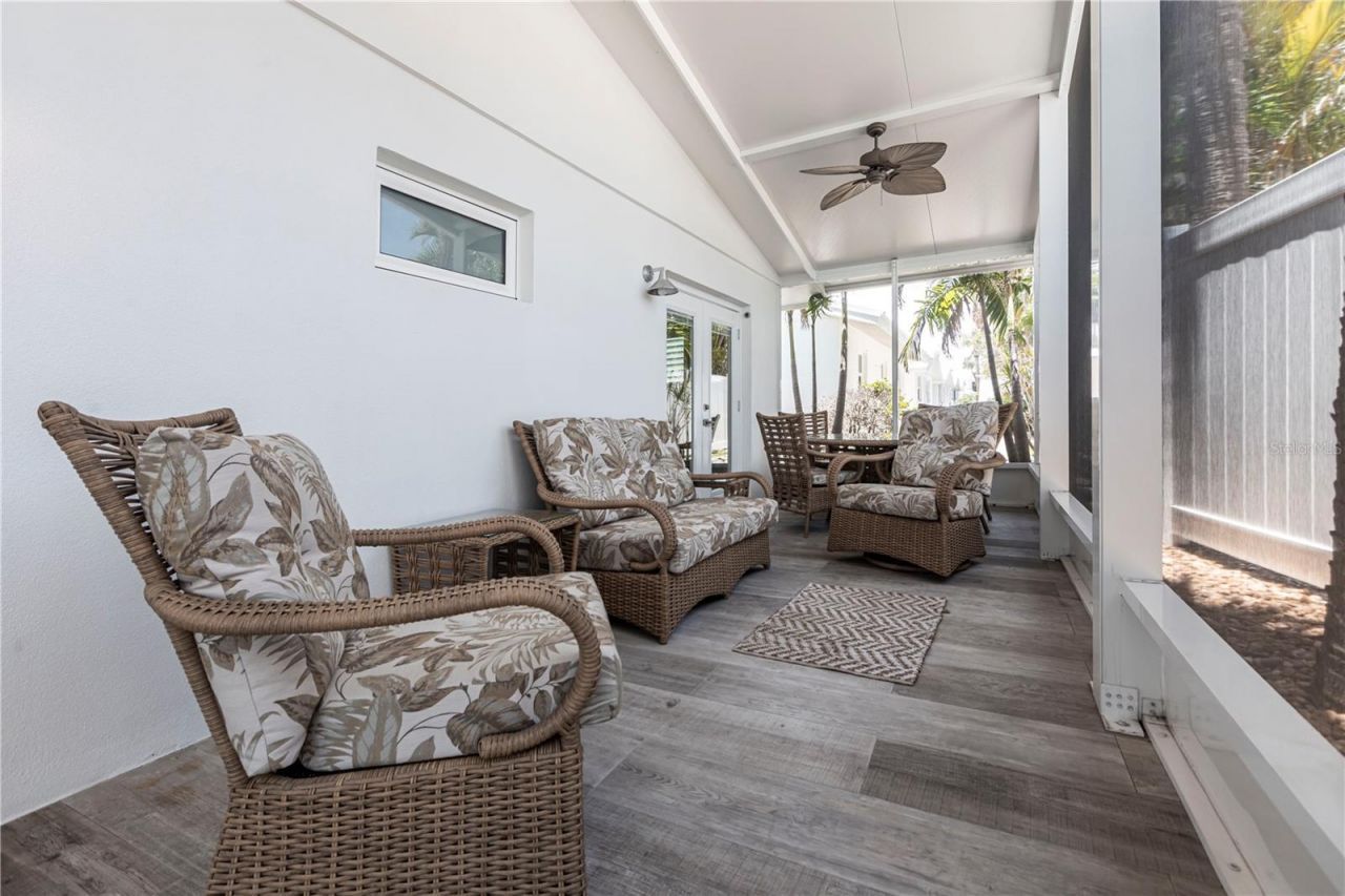 6020 Midnight Pass Road, Unit 39, Sarasota, FL 34242 Photo