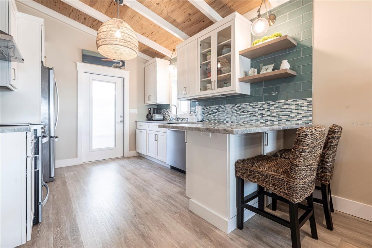 6020 Midnight Pass Road, Unit 39, Sarasota, FL 34242 Photo