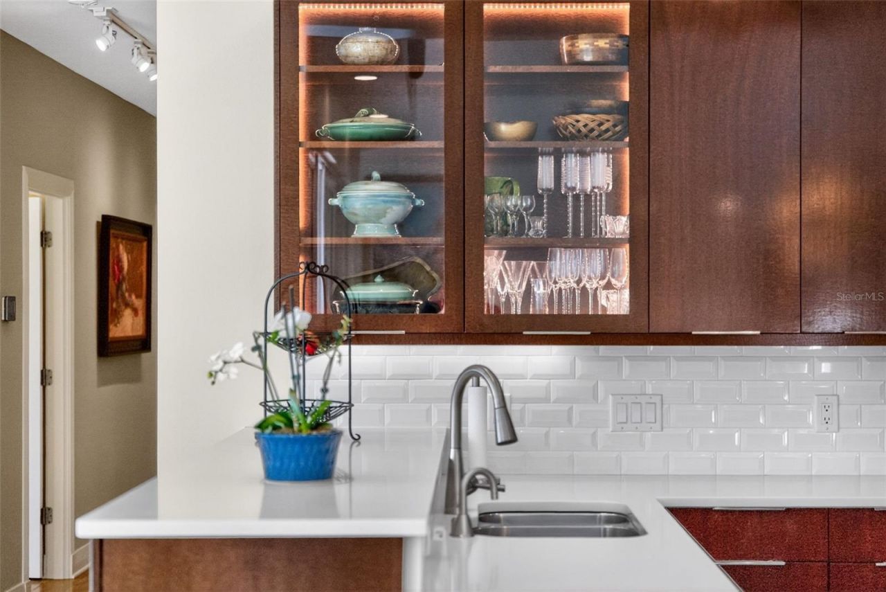 1571 Harbor Cay Lane, Longboat Key, FL 34228 Photo