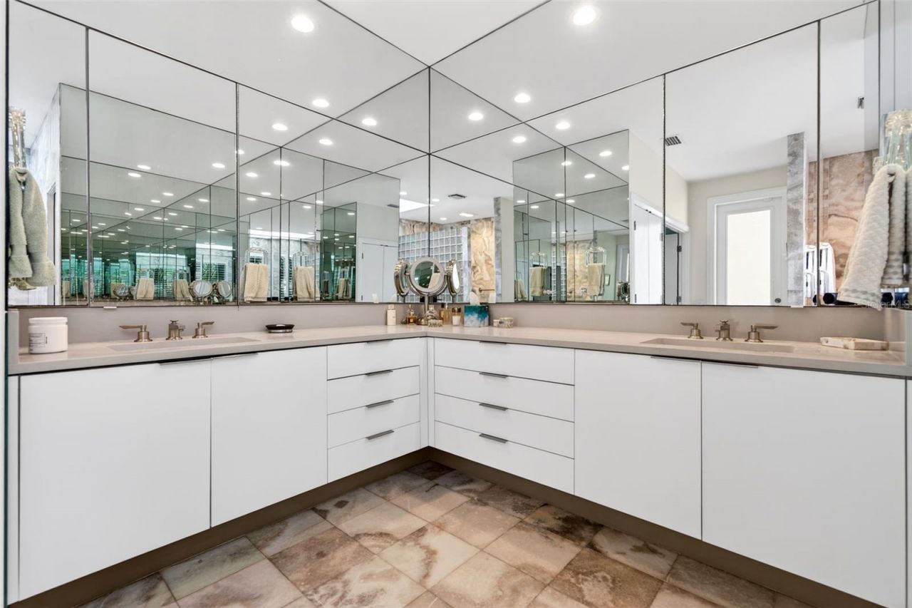 1571 Harbor Cay Lane, Longboat Key, FL 34228 Photo