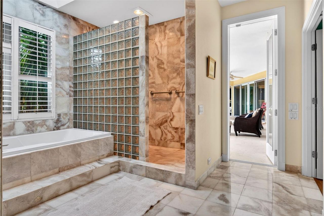 1571 Harbor Cay Lane, Longboat Key, FL 34228 Photo