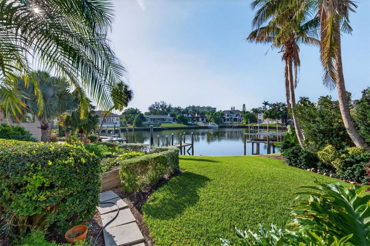 1571 Harbor Cay Lane, Longboat Key, FL 34228 Photo