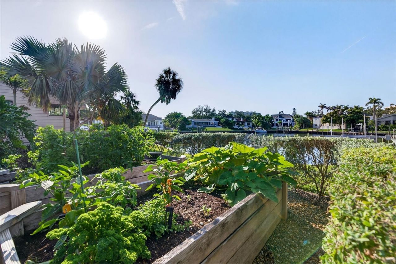 1571 Harbor Cay Lane, Longboat Key, FL 34228 Photo