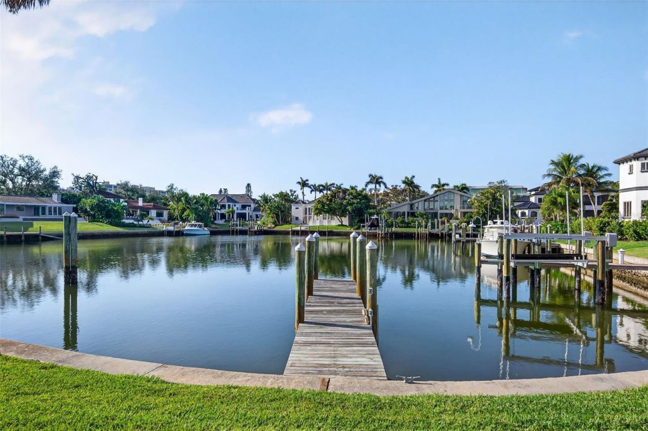 1571 Harbor Cay Lane, Longboat Key, FL 34228 Photo