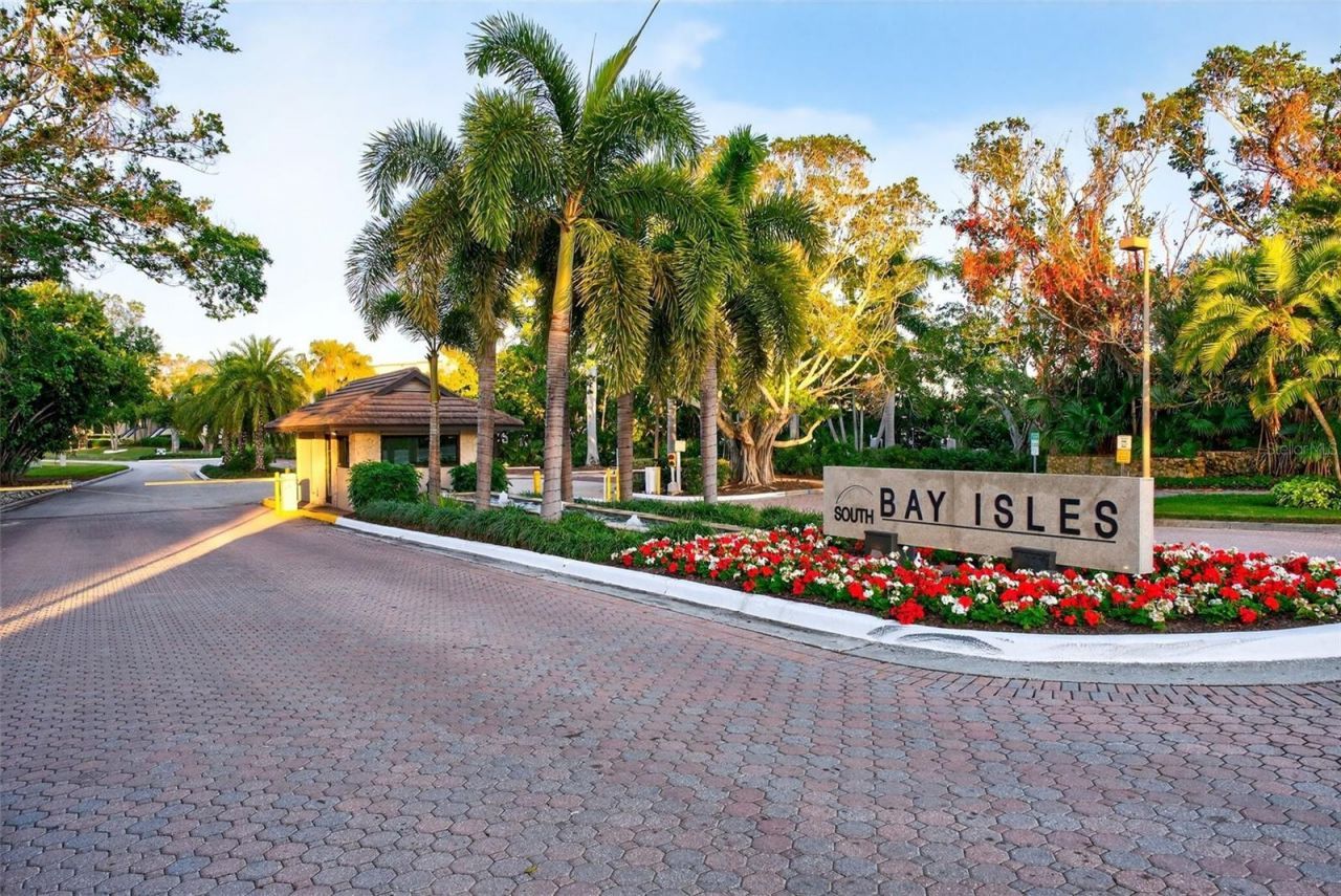 1571 Harbor Cay Lane, Longboat Key, FL 34228 Photo