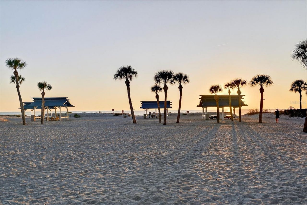 1571 Harbor Cay Lane, Longboat Key, FL 34228 Photo