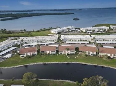 4868 INDEPENDENCE DRIVE, BRADENTON, FL 34210