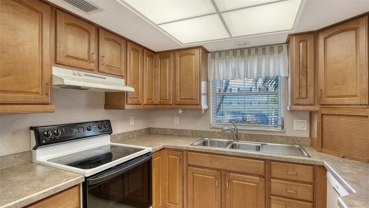 4868 Independence Drive, Bradenton, FL 34210 Photo