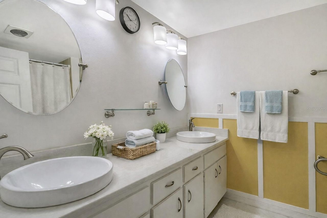 4868 Independence Drive, Bradenton, FL 34210 Photo