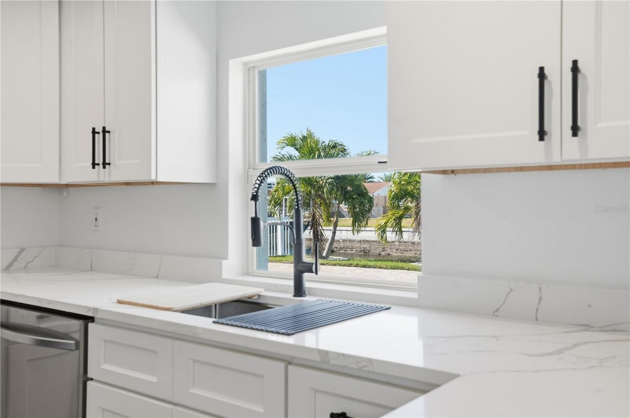 9837 Island Harbor Drive, Port Richey, FL 34668 Photo