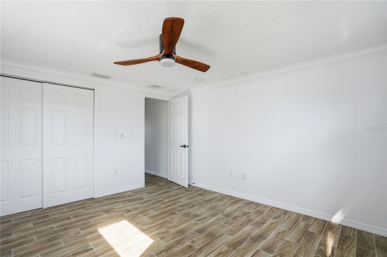 9837 Island Harbor Drive, Port Richey, FL 34668 Photo