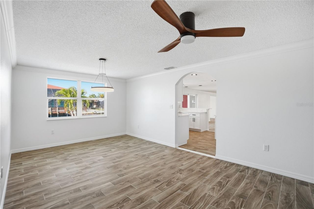 9837 Island Harbor Drive, Port Richey, FL 34668 Photo