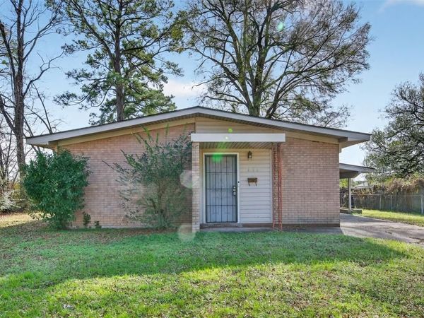 635 Browning Street , Shreveport, LA 71106