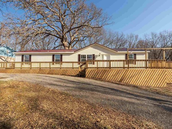 5320 Saraville Road, Creal Springs, IL 62922