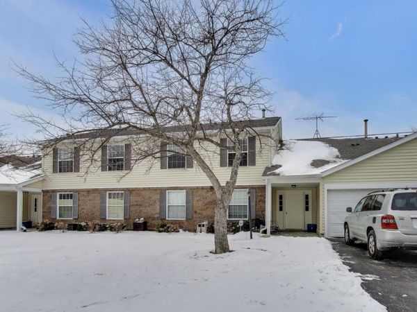 355 Wilmington Drive, Unit C1, Bartlett, IL 60103