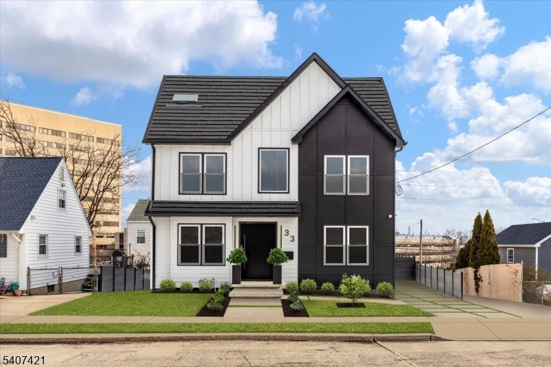 33 Elycroft Pkwy, Rutherford, NJ 07070 Main Photo