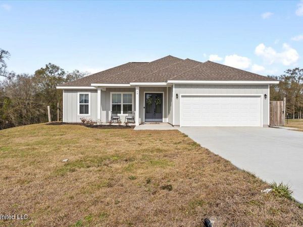 73 Theodore Drive, Poplarville, MS 39470