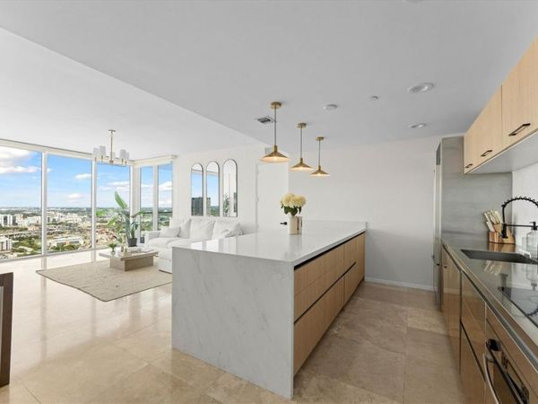 1040 Biscayne Blvd, Unit 3906, Miami, FL 33132