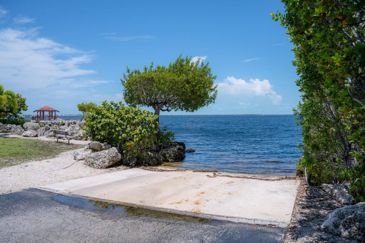 104500 Overseas Highway, Unit B102, Key Largo, FL 33037 Photo