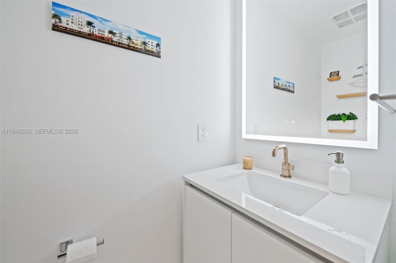 700 NE 24th, Unit 505, Miami, FL 33137 Photo