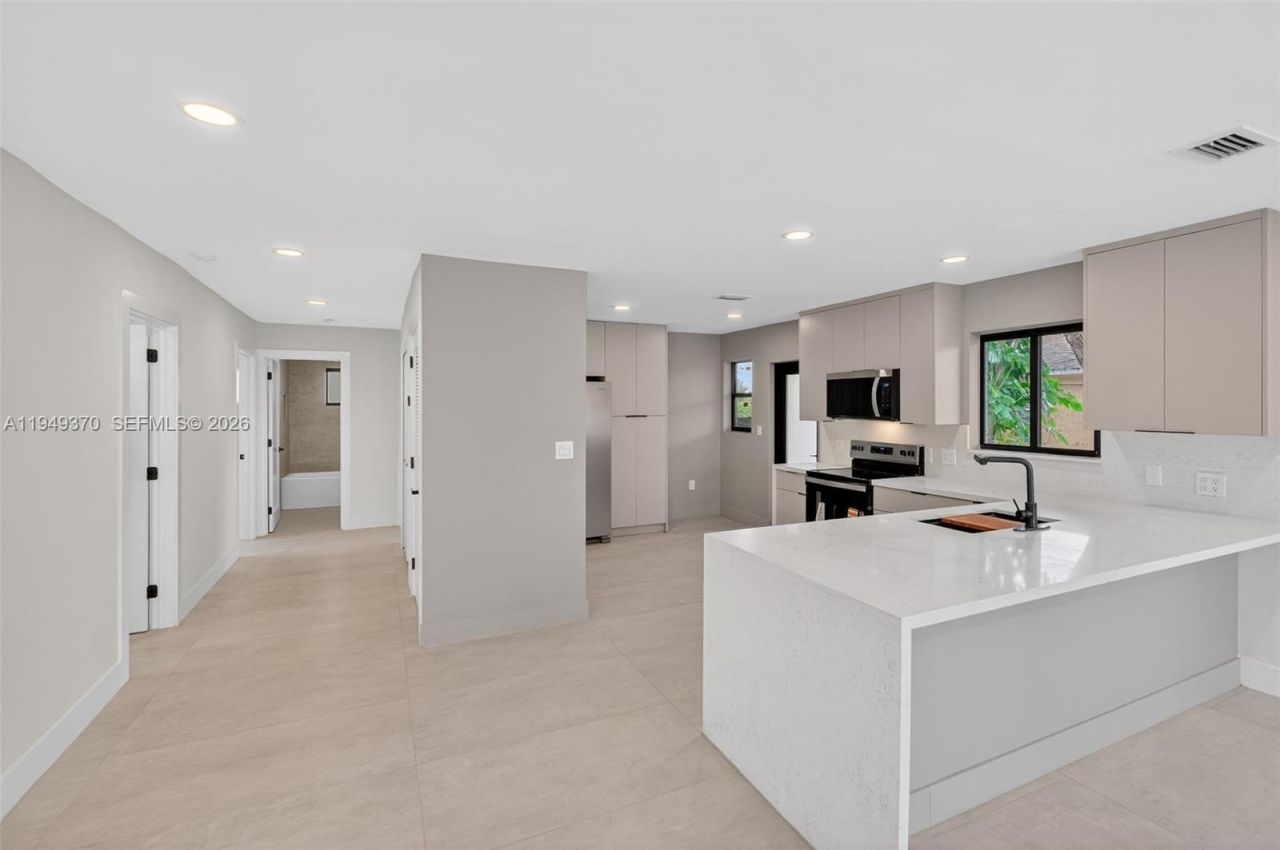 7700 NW 15th Ave, Miami, FL 33147 Photo