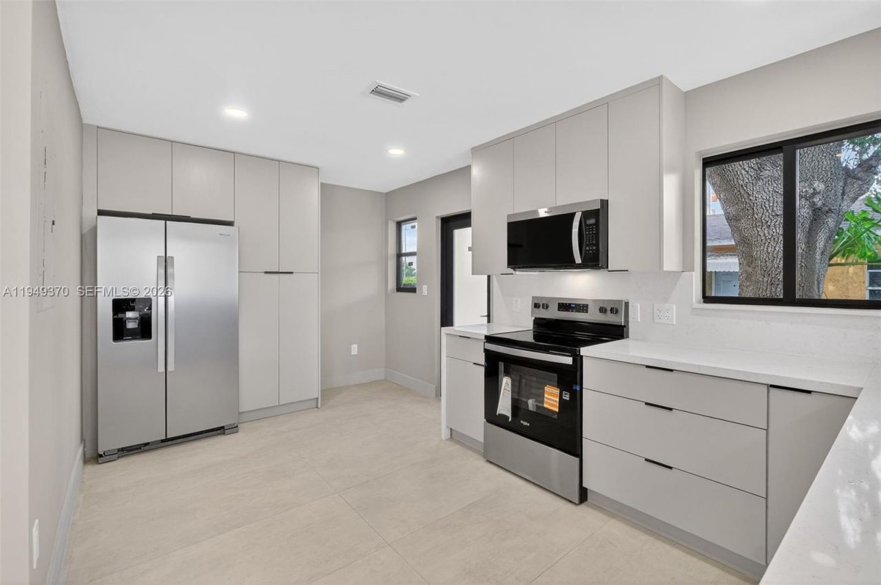 7700 NW 15th Ave, Miami, FL 33147 Photo