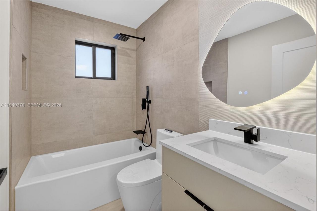 7700 NW 15th Ave, Miami, FL 33147 Photo