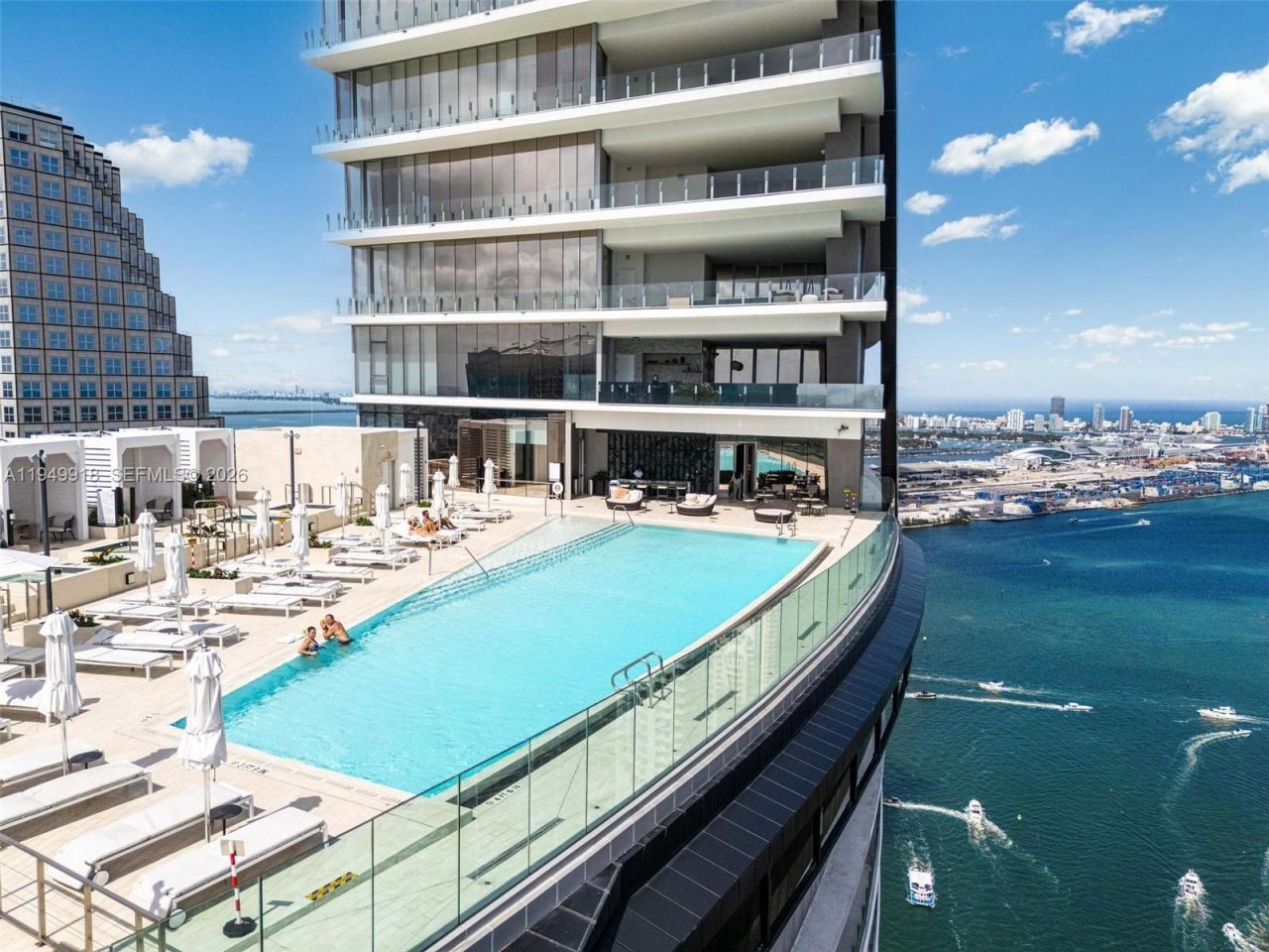 300 Biscayne Boulevard Way, Unit 4507W, Miami, FL 33131 Photo