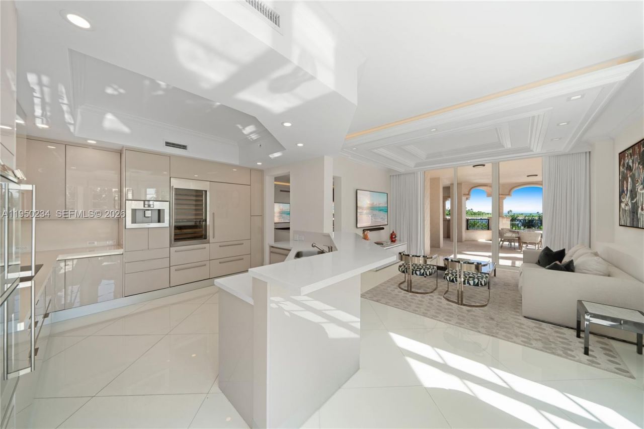 7124 Fisher Island Dr, Unit 7124, Miami Beach, FL 33109 Photo