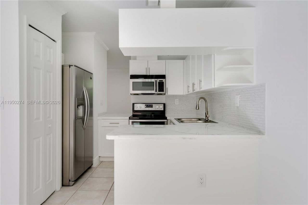 9481 SW 78th Ave, Miami, FL 33156 Photo