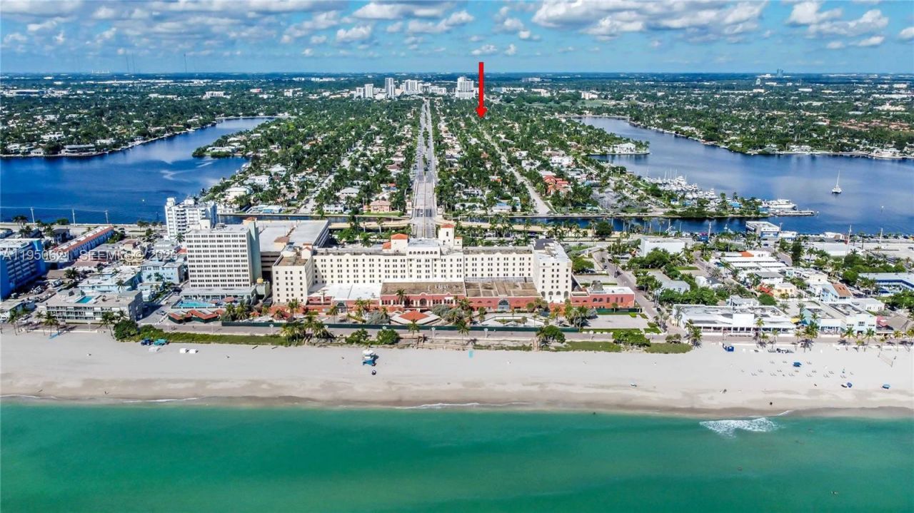 1211 Tyler St , Hollywood, FL 33019 Photo