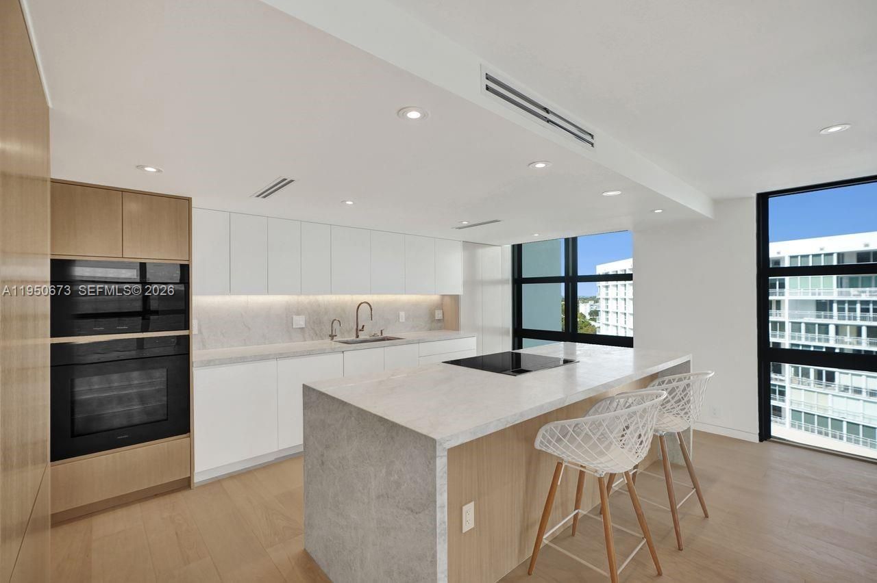 1111 Crandon Blvd, Unit A808, Key Biscayne, FL 33149 Photo