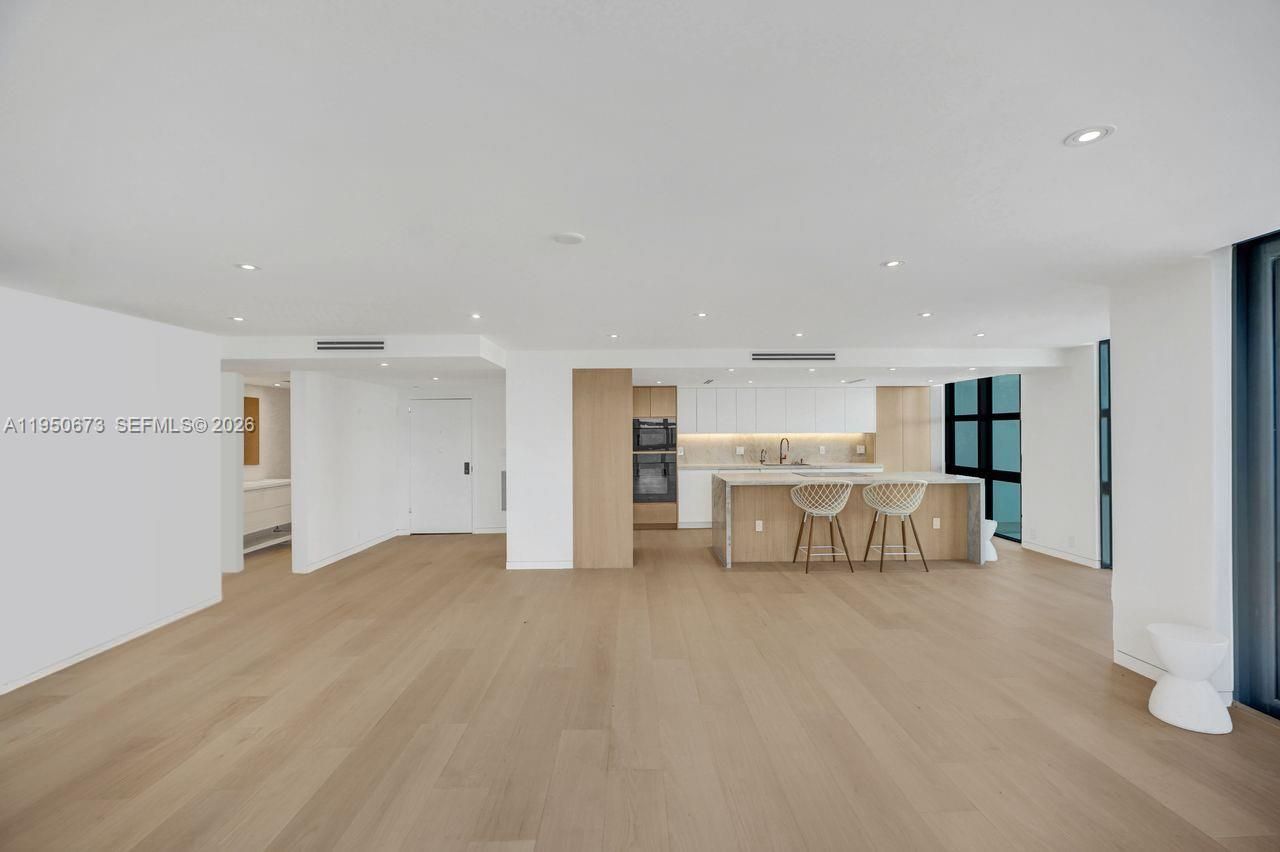 1111 Crandon Blvd, Unit A808, Key Biscayne, FL 33149 Photo