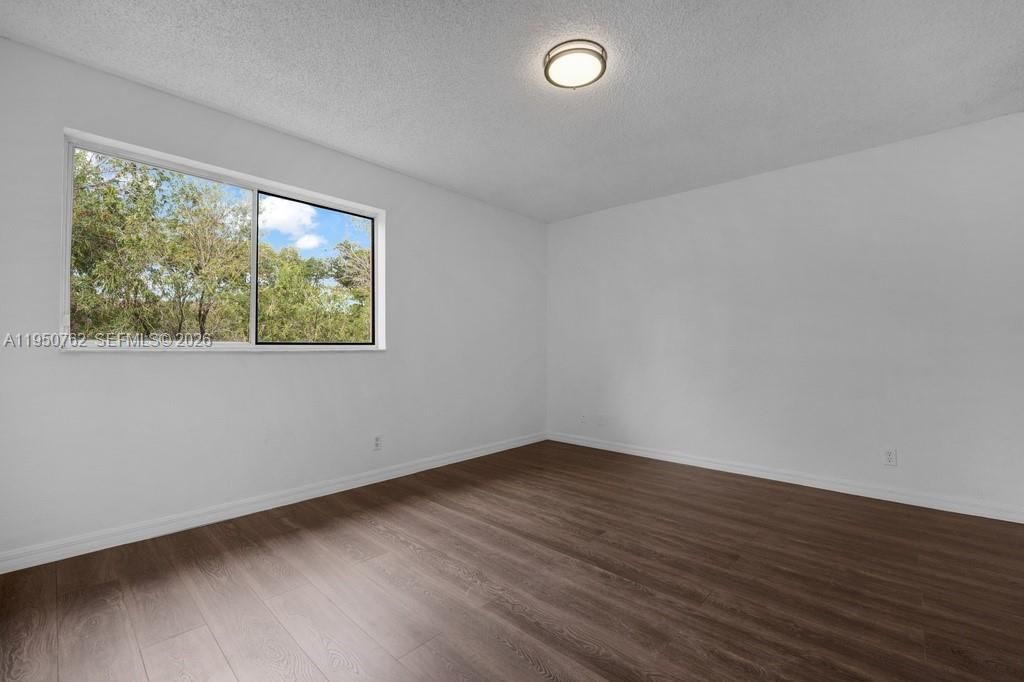 3340 N Pinewalk Dr N , Unit 1527, Margate, FL 33063 Photo