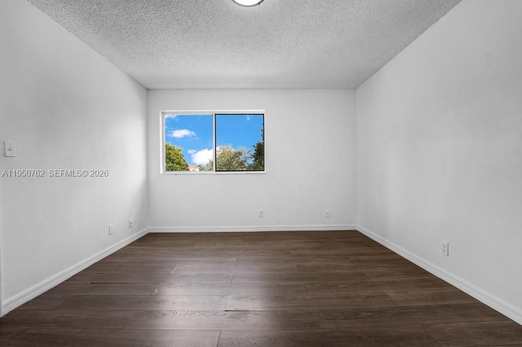 3340 N Pinewalk Dr N , Unit 1527, Margate, FL 33063 Photo