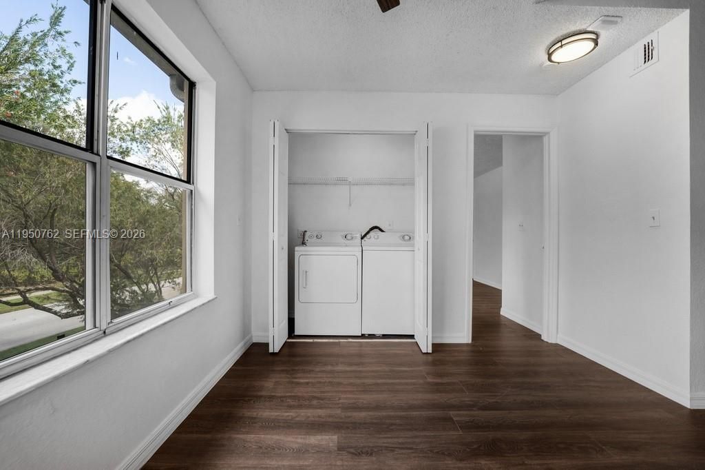 3340 N Pinewalk Dr N , Unit 1527, Margate, FL 33063 Photo