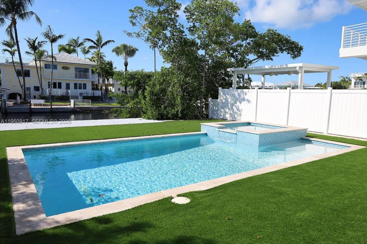 115 Azalea St , Plantation Key, FL 33070 Photo