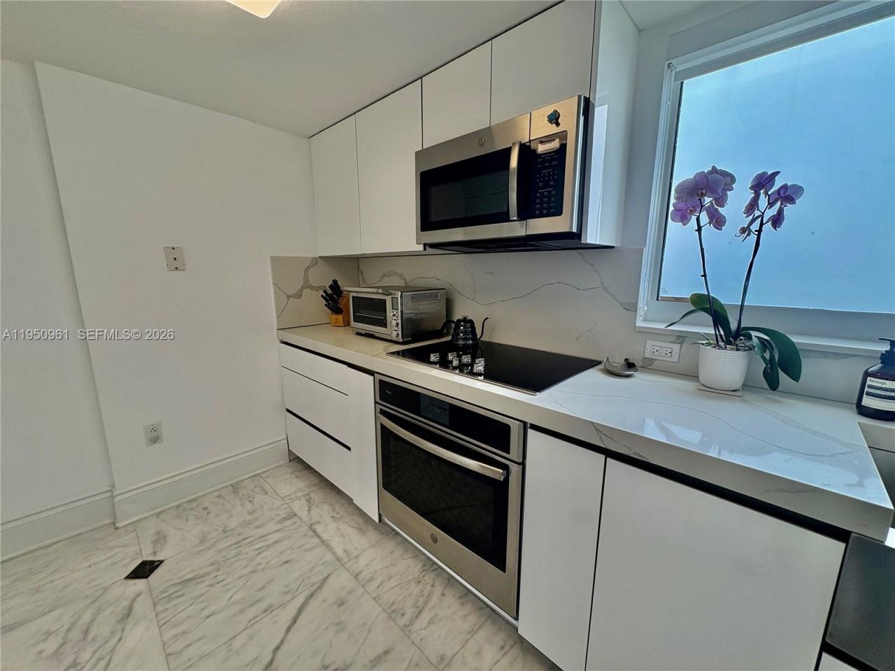 1800 N Bayshore Dr, Unit 1801, Miami, FL 33132 Photo