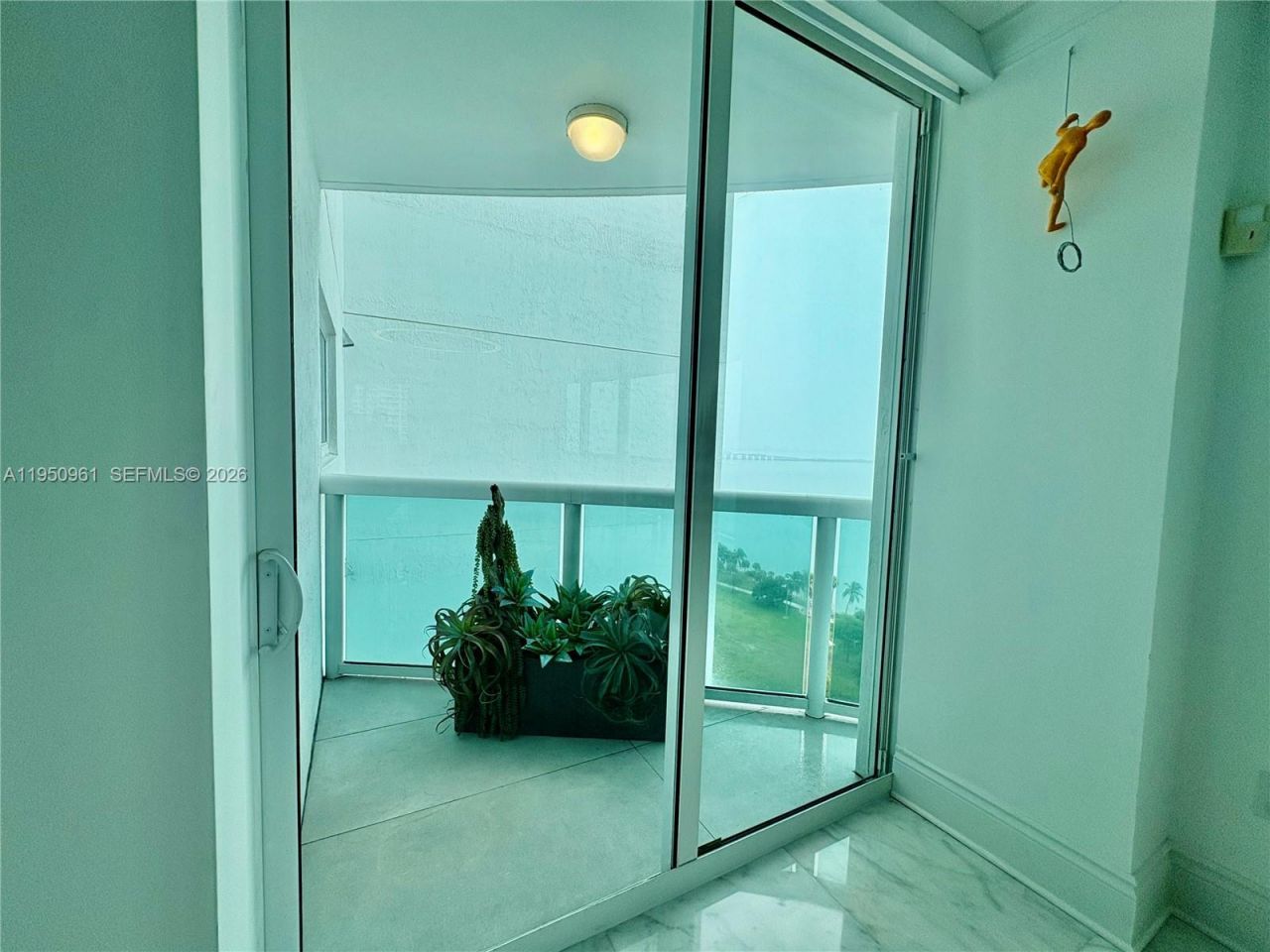 1800 N Bayshore Dr, Unit 1801, Miami, FL 33132 Photo