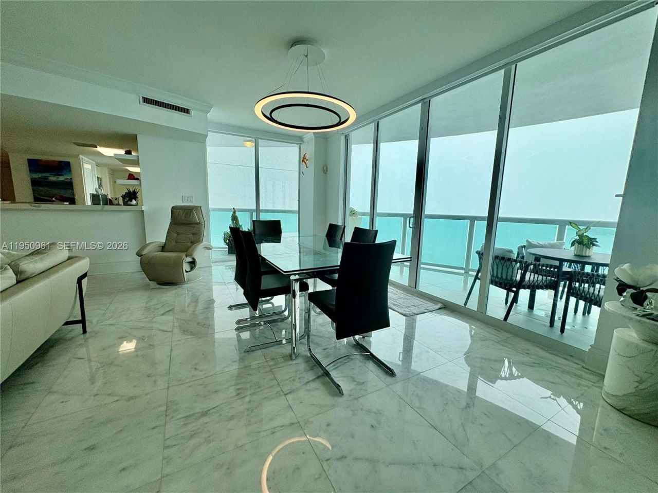 1800 N Bayshore Dr, Unit 1801, Miami, FL 33132 Photo