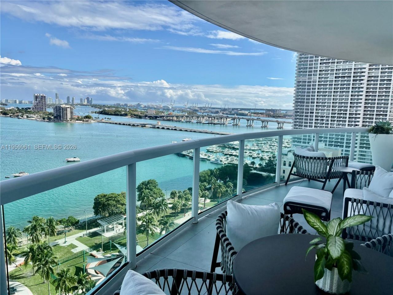 1800 N Bayshore Dr, Unit 1801, Miami, FL 33132 Photo