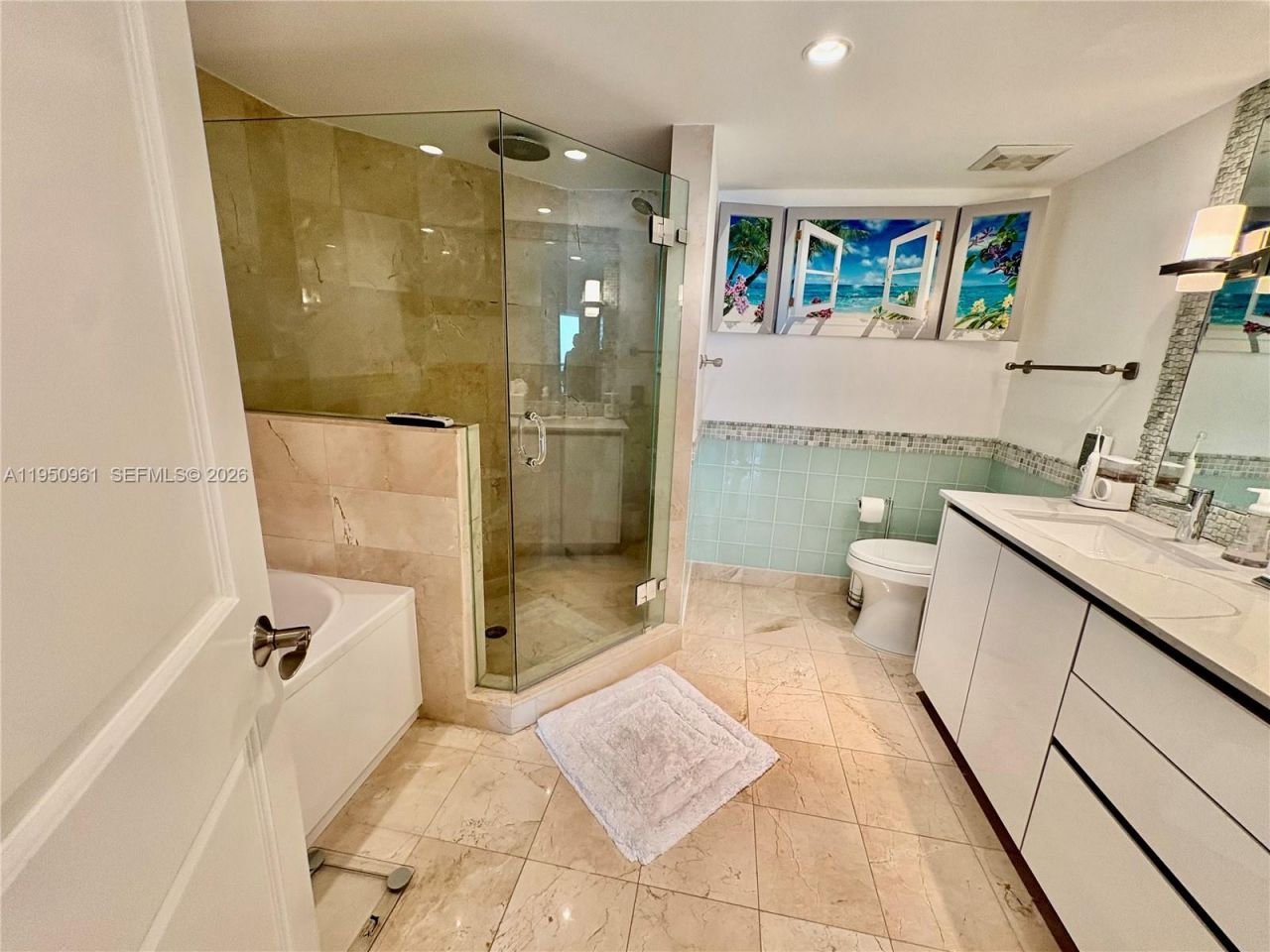 1800 N Bayshore Dr, Unit 1801, Miami, FL 33132 Photo